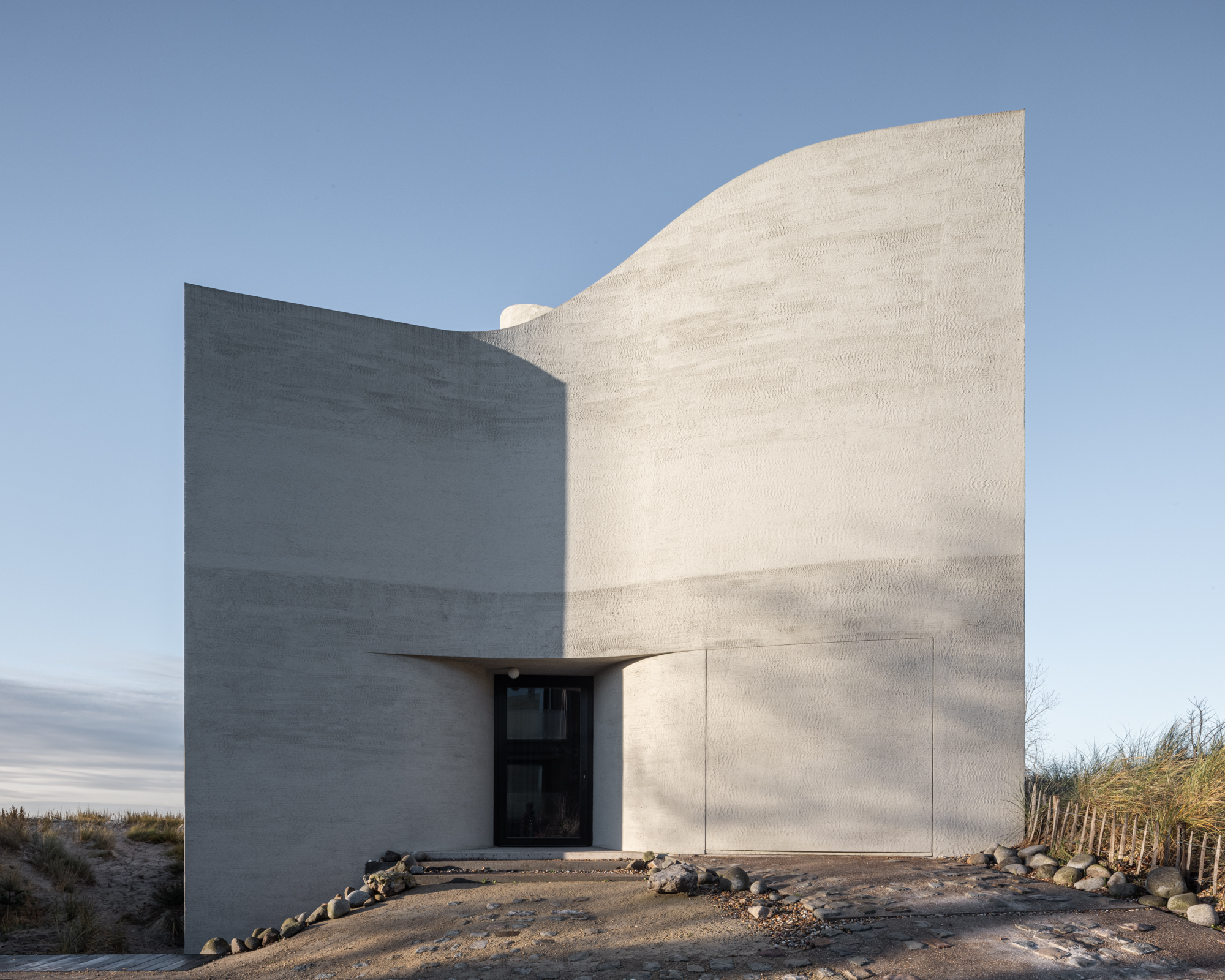 Villa Nouvelle Vague, Belgium, by Magalie Munters