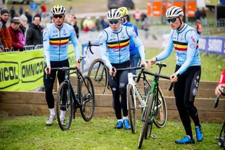 Cyclocross track discount