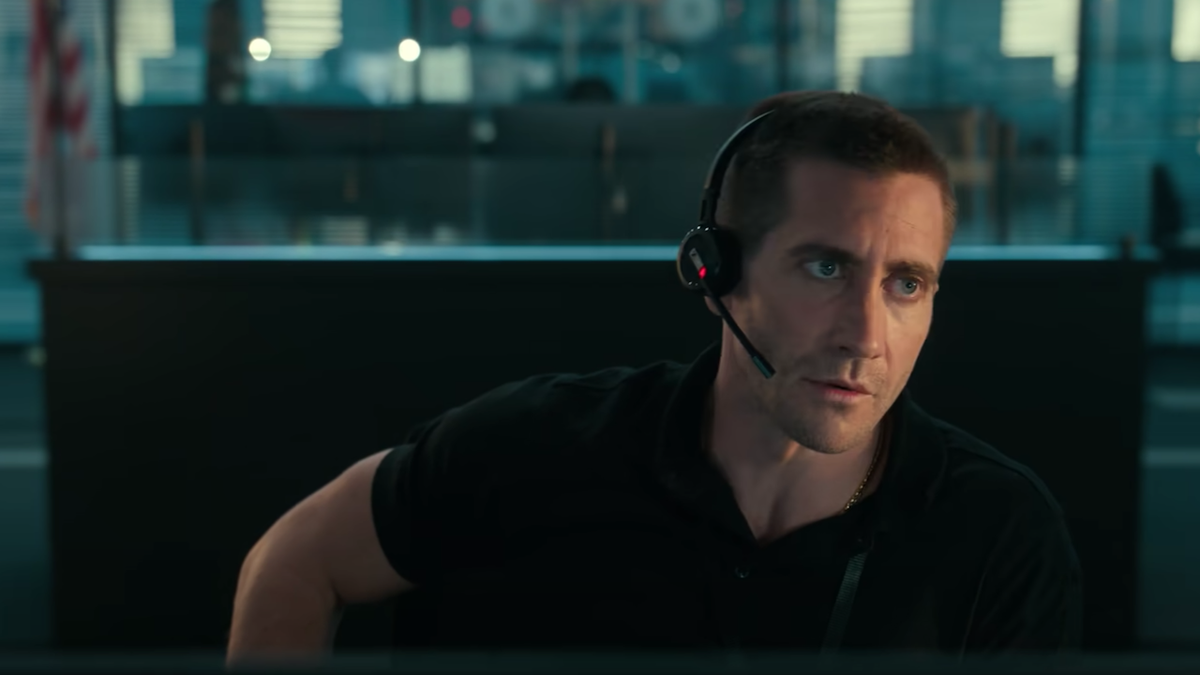 Jake Gyllenhaal The Guilty trailer screenshot