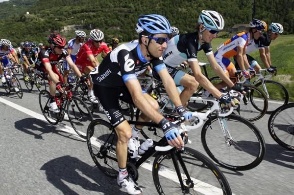 Christian Vande Velde (Garmin-Cervelo) and Andy Schleck (Leopard Trek) chat in the bunch