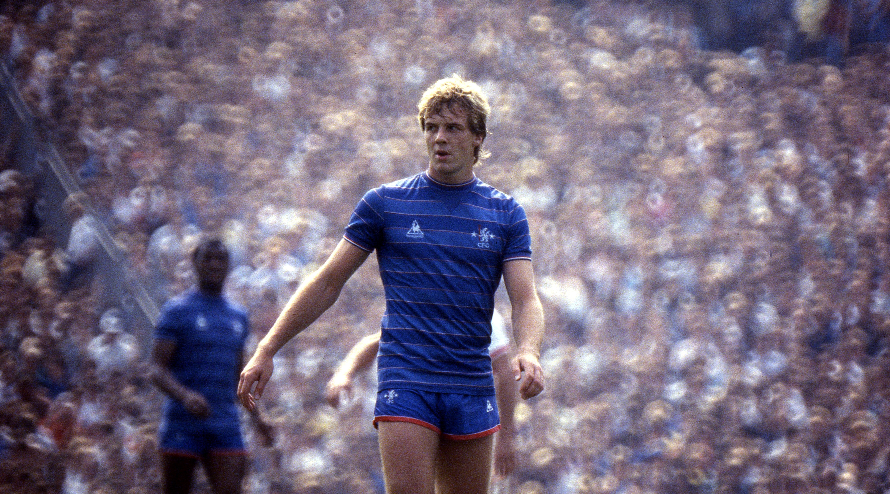 Kerry Dixon in action for Chelsea against Arsenal in August 1984.