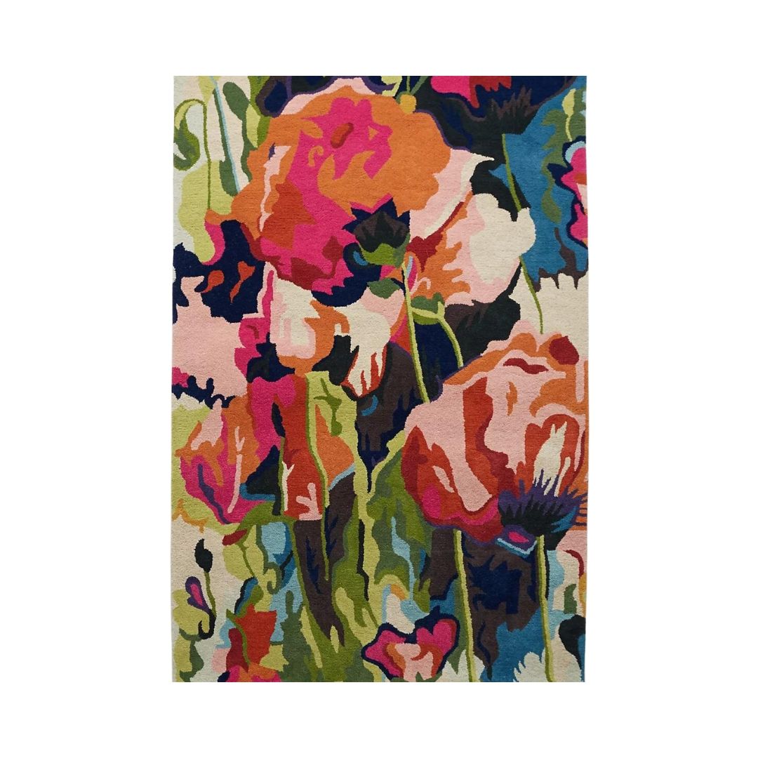 Floral patterned rug with poppies
