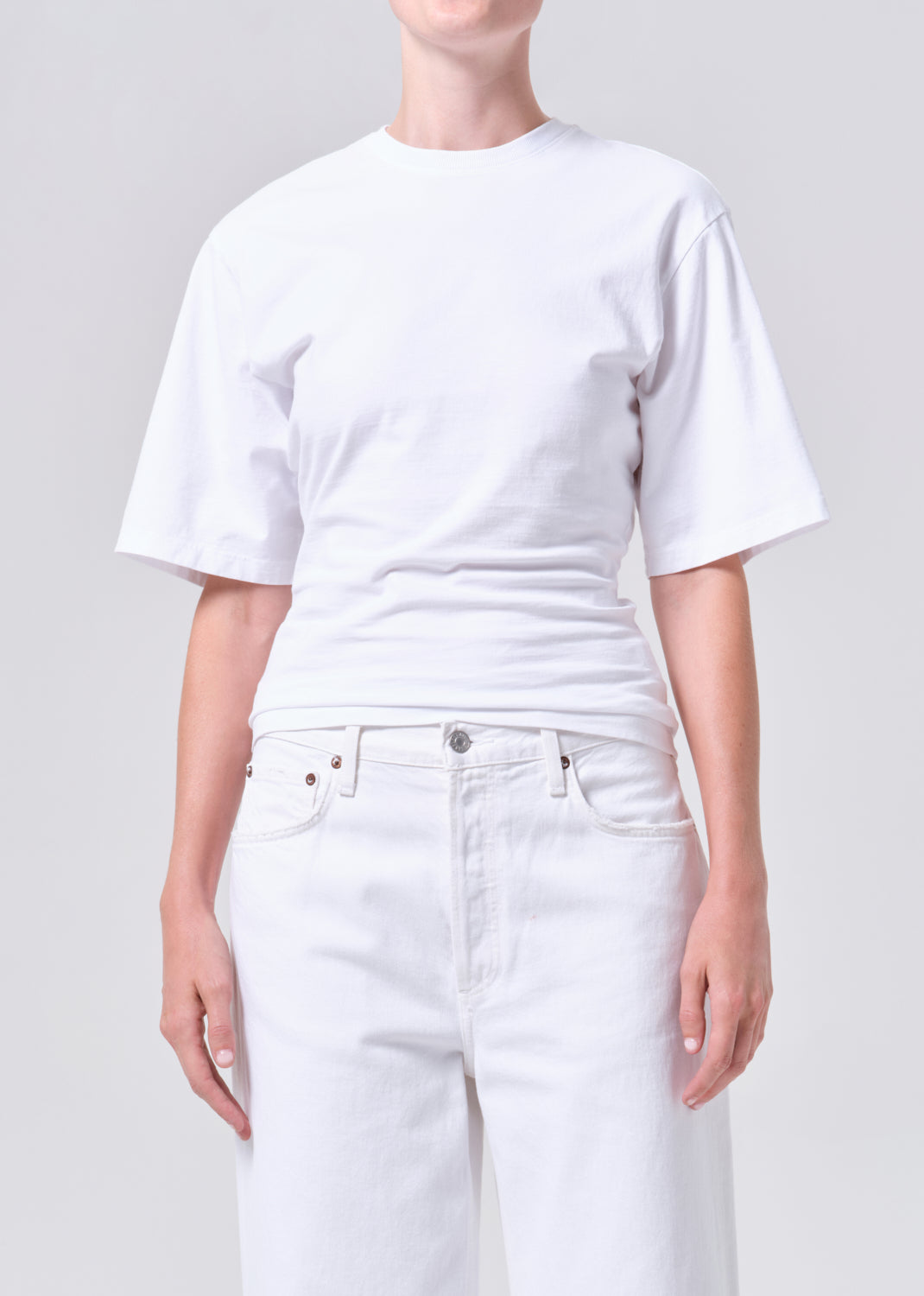 Storey Tee in White - Xs / White