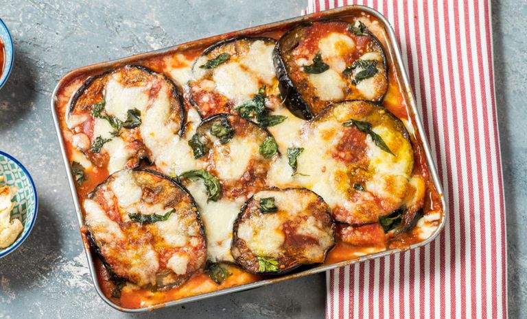 Aubergine parmigiana | Dinner Recipes | GoodtoKnow