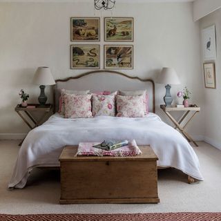 bedroom with sienna bed