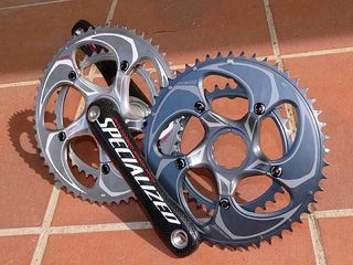 S-Works chainrings (at left) are made from 7000-series aluminum with a special Ni-B coating that supposedly lend increased hardness and reduced wear. Standard rings are made from uncoated 2000-series aluminum.