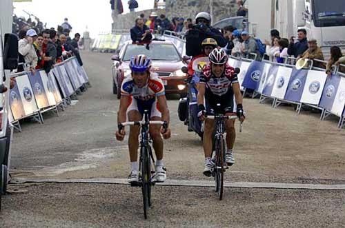 Luis P&eacute;rez (Cofidis) and Carlos Sastre (Team CSC) were 9th and 10th.