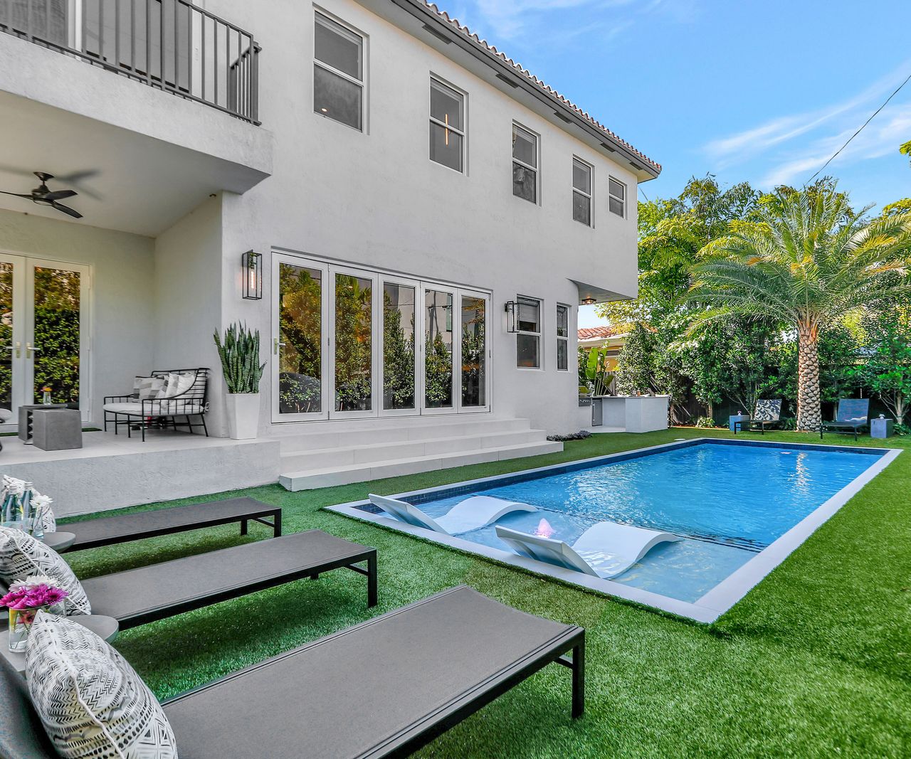 How to make a small backyard look bigger 10 clever ideas