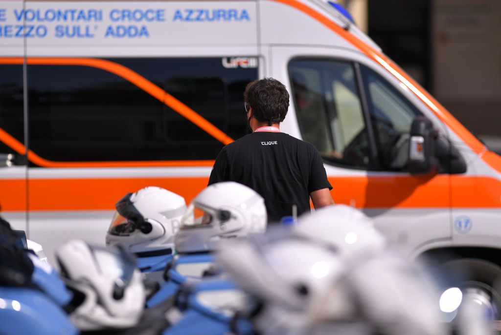 MADDALONI ITALY SEPTEMBER 17 Arrival Alejandro GonzalezTablaz of Spain Sports director of Team Mitchelton Scott Annemiek Van Vleuten of The Netherlands and Team Mitchelton Scott Crash Ambulance during the 31st Giro dItalia Internazionale Femminile 2020 Stage 7 a 1125km stage from Nola to Maddaloni GiroRosaIccrea GiroRosa on September 17 2020 in Maddaloni Italy Photo by Luc ClaessenGetty Images