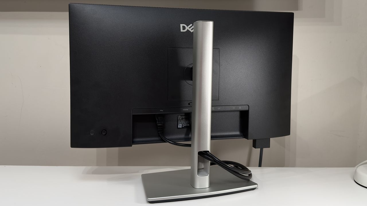 The Dell P2425DE monitor on a desk