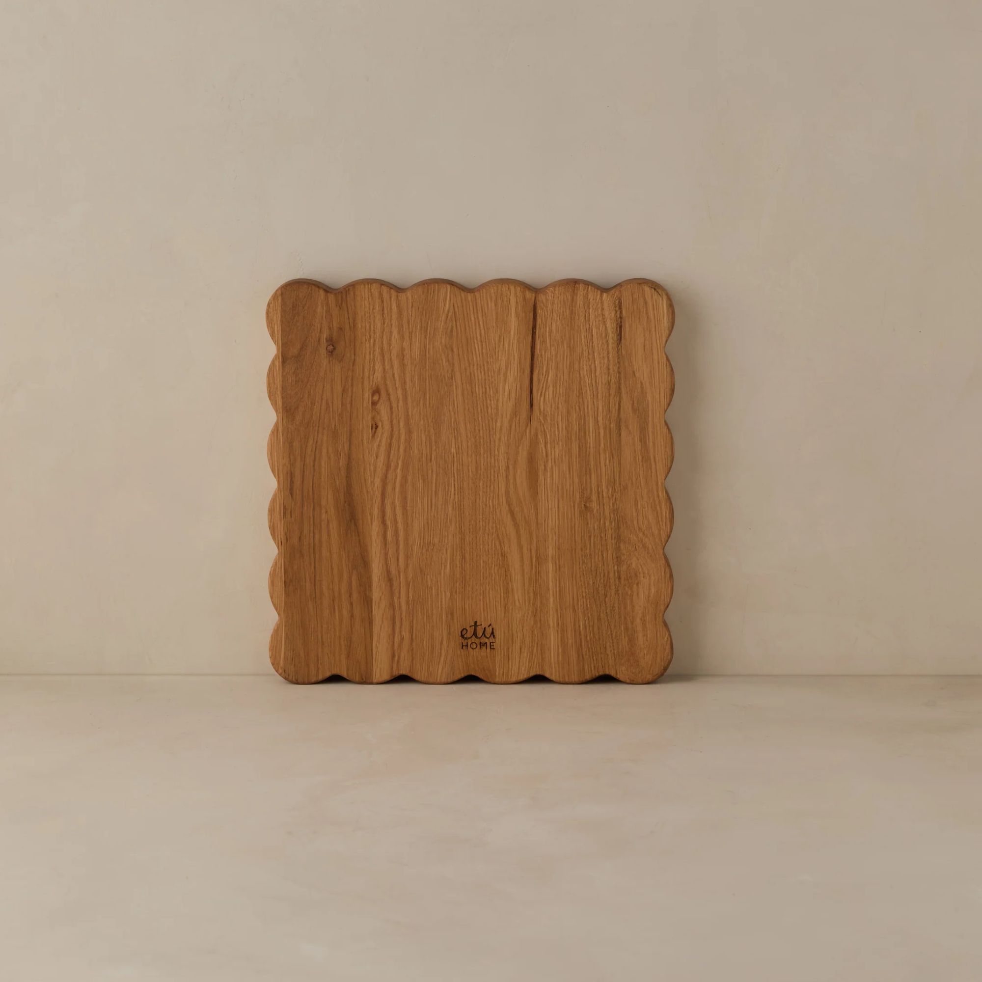 Scallop wood cutting board