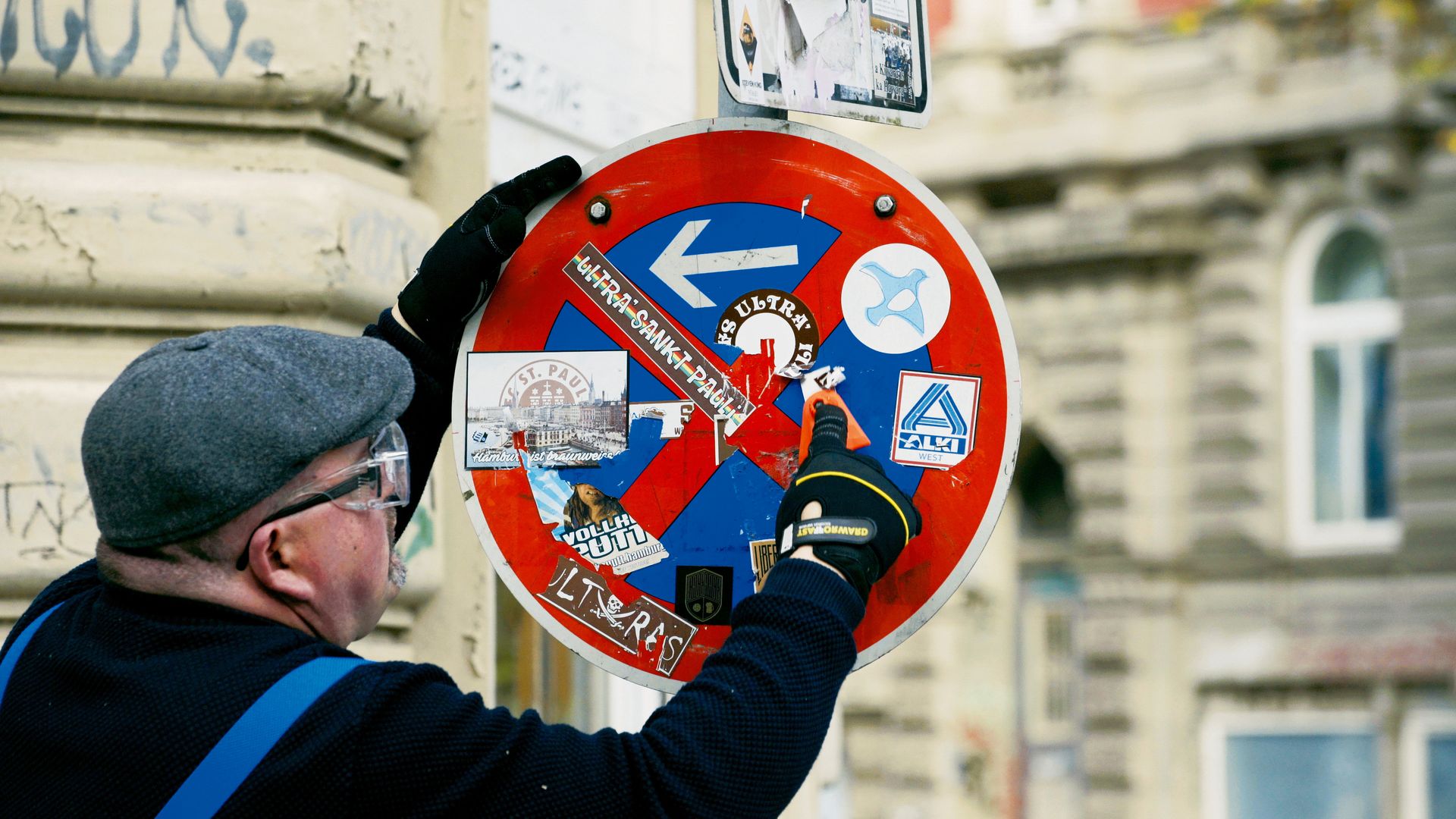 Cleaning book by Kenya Hara