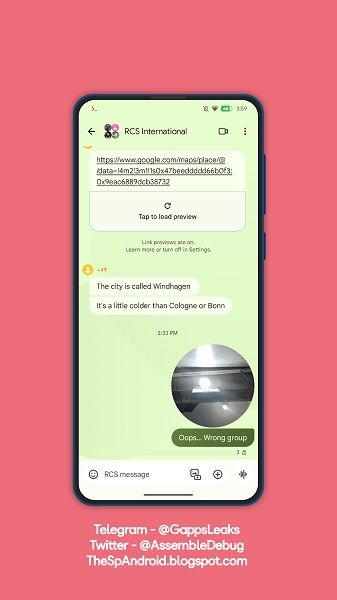 Users can send their "Selfie GIF" to people or group chats as a four-second GIF.