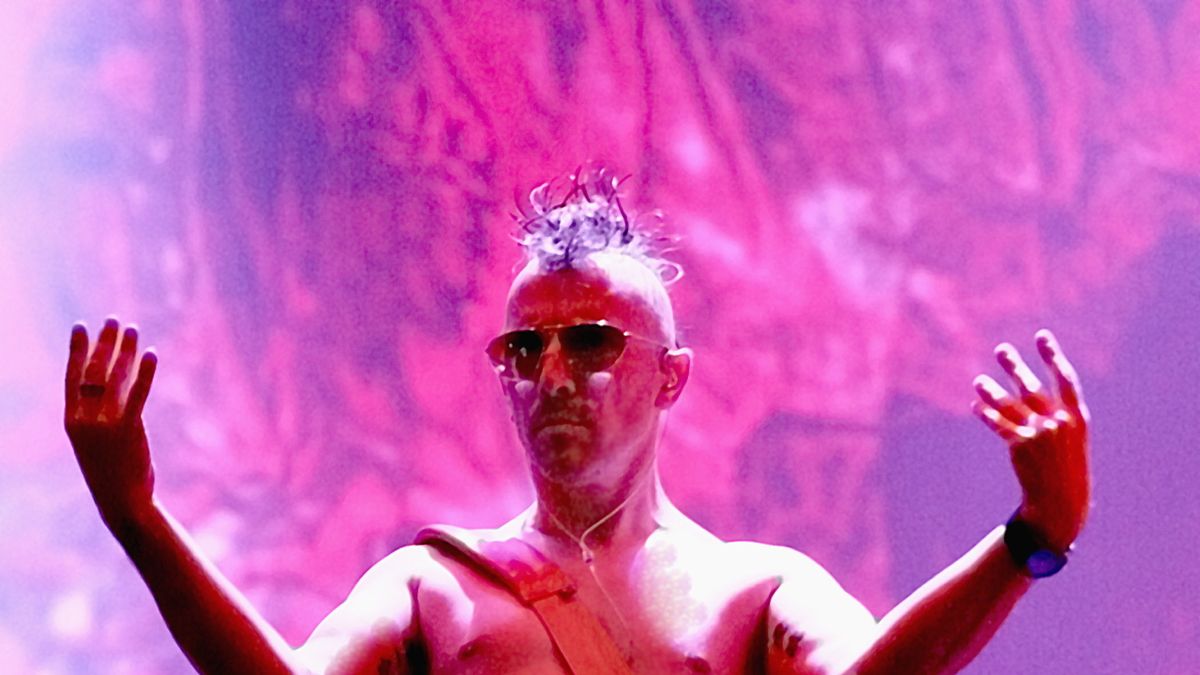 maynard james keenan son devo