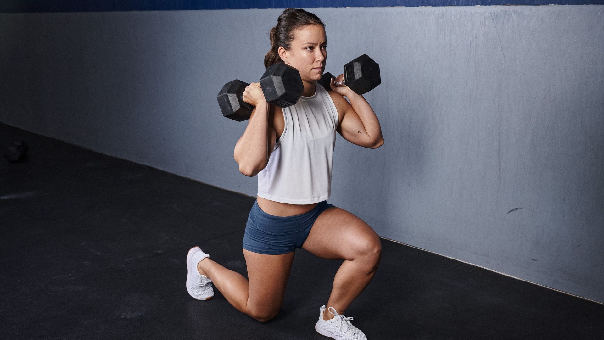 Build Stronger Legs And Improve Your Posture With This Five Move Lower Body Dumbbell Workout 1045