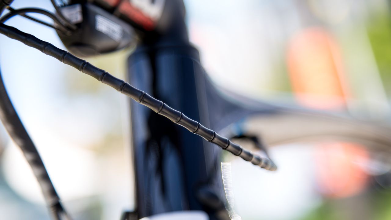 The cables are kept neatly together by Jagwire coverings
