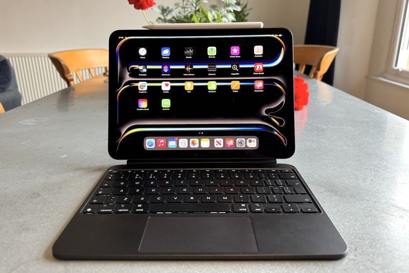 iPad Pro M4 on a desk with a keyboard attached