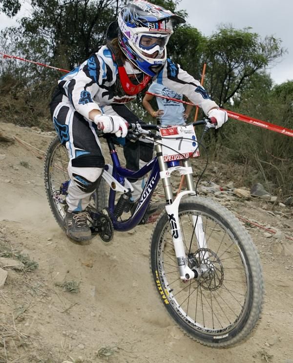 Holly Baarspul claimed 4th place in the Elite women's downhill.