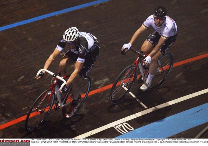 Petacchi lead Cavendish on the track