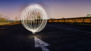 Light painting: tips for photographing light orbs
