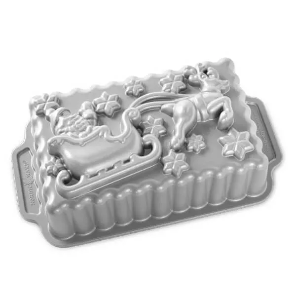 Nordic Ware Santa&#039;s Sleigh Loaf Pan