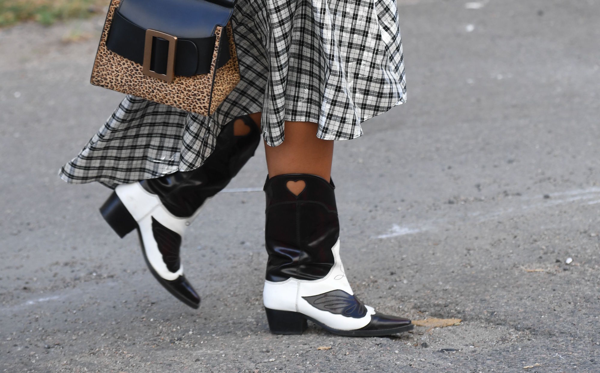 Black and white checkered hotsell cowboy boots