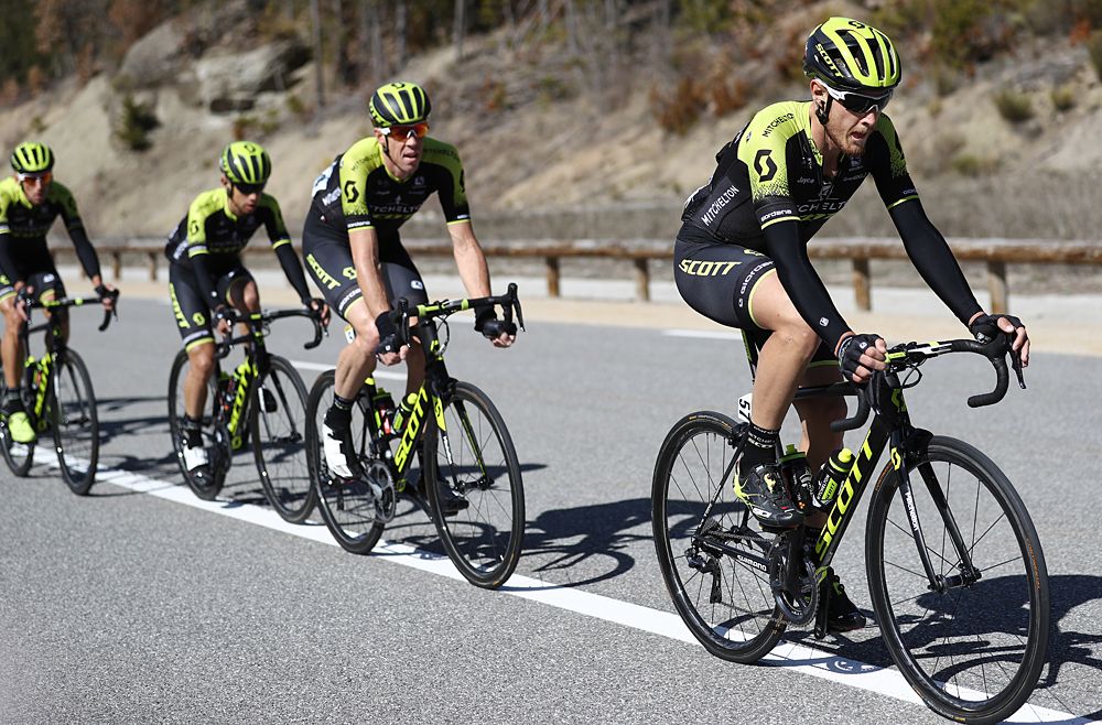 Mitchelton-Scott lead the way at stage 6 at Paris-Nice