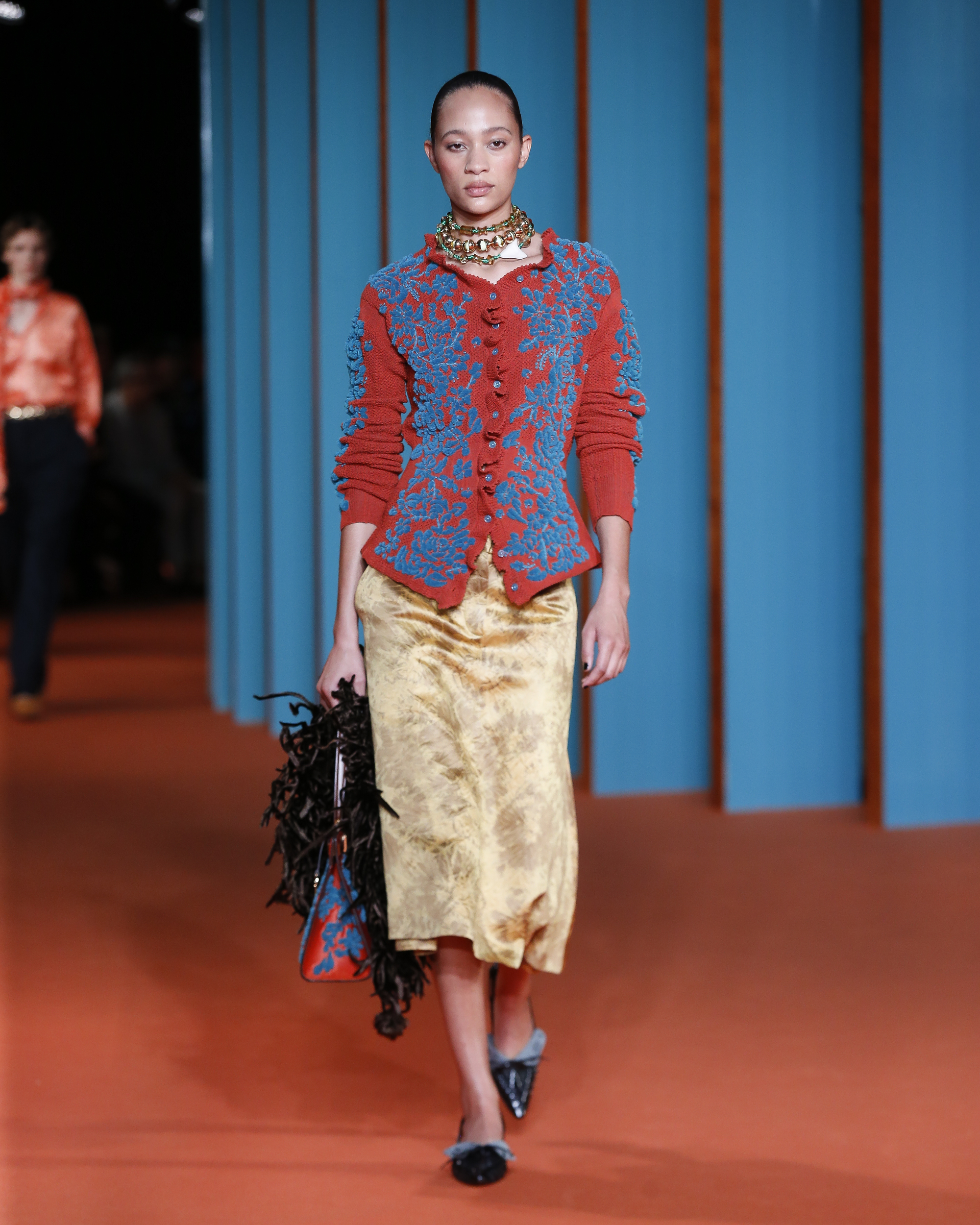 Tory Burch ss27 runway