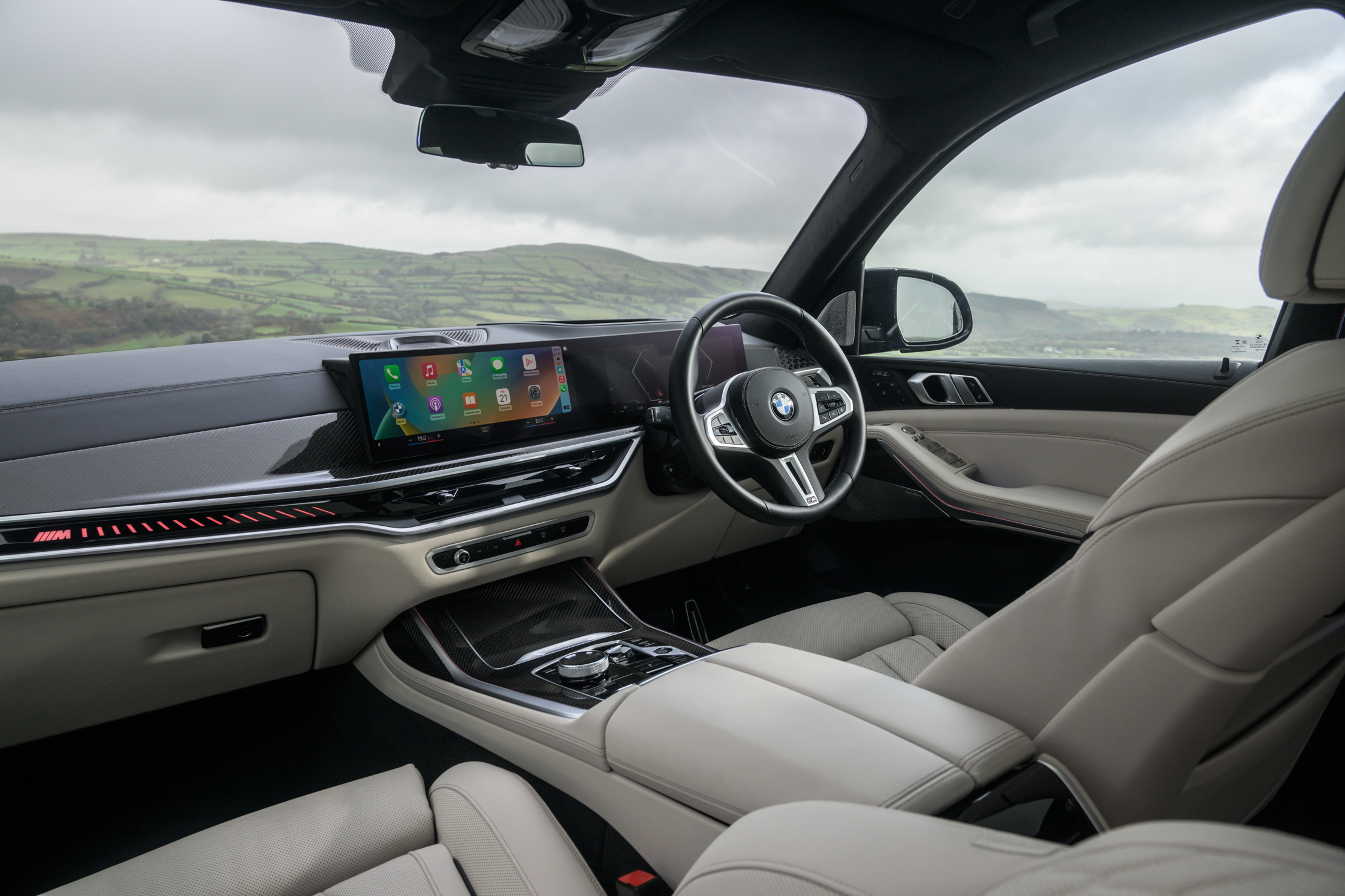 Images of the excellent BMW X7 M60i