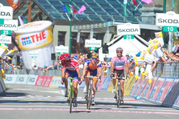 Michele Scarponi wanted to distance Nibali ahead of tomorrow's TT