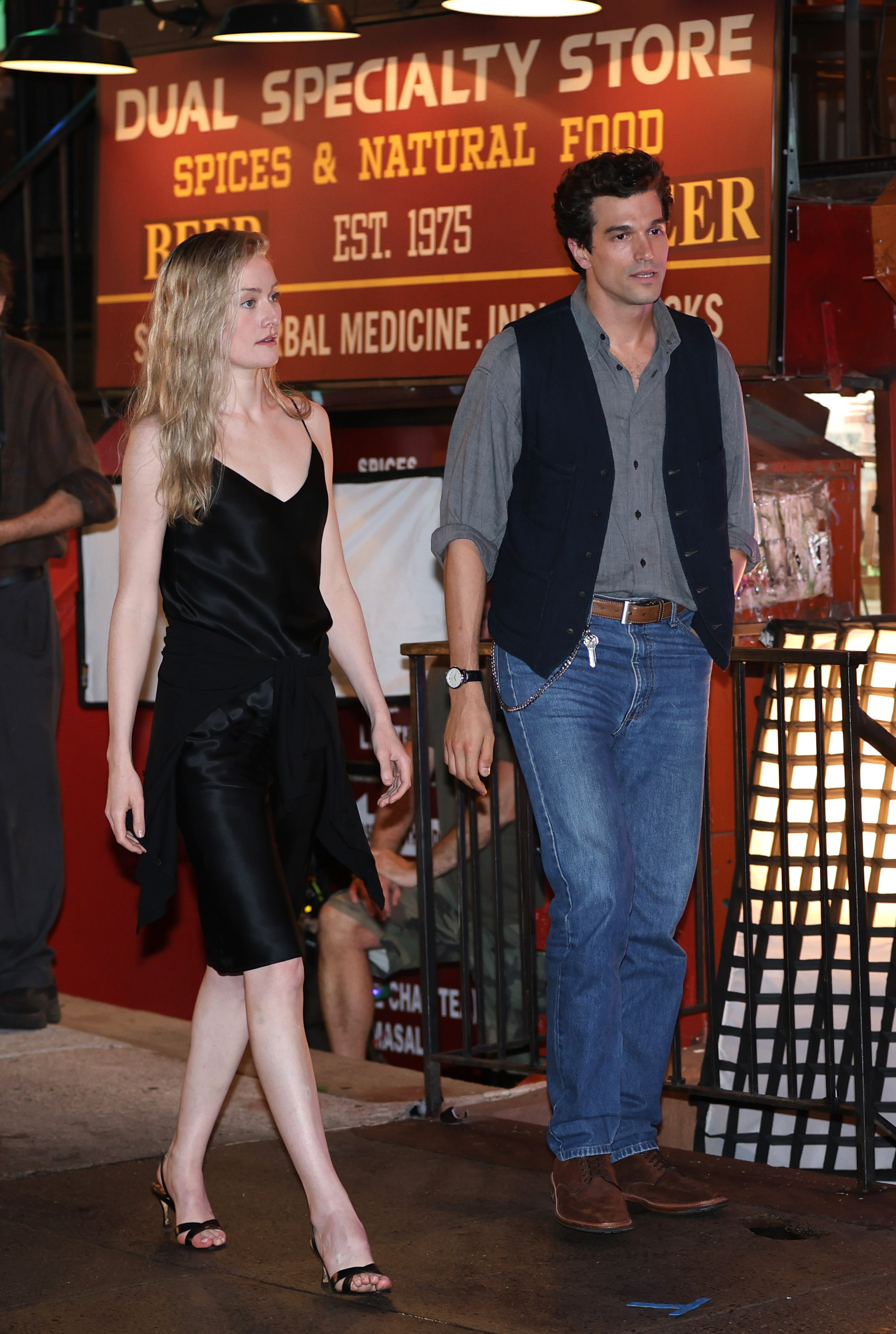 Sarah Pidgeon in character as Carolyn Bessette Kennedy in Lower Manhattan