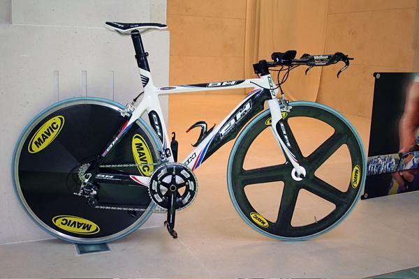 The AG2R-La Mondiale time trial bike