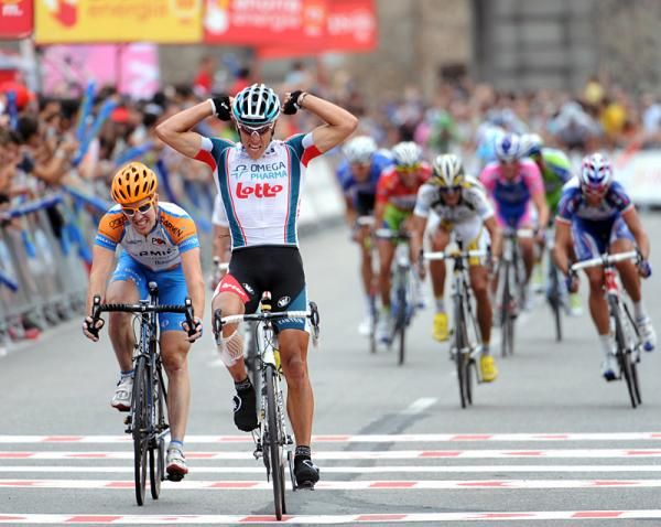 The agony and the ecstasy as Tyler Farrar finishes runner-up to Philippe Gilbert.