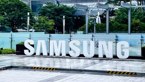 Samsung logo outside of Samsung Innovation Museum