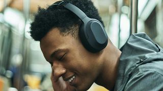 best cheap noise-cancelling headphones; Status Core ANC