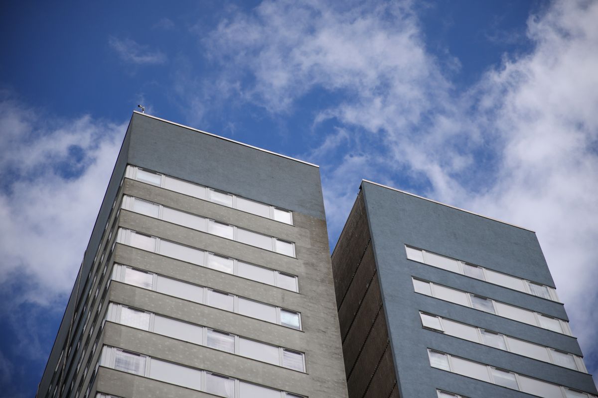 Zoomed-in image of twin housing blocks, taken on the Sigma 18-50mm f/2.8 DC DN | C Canon RF