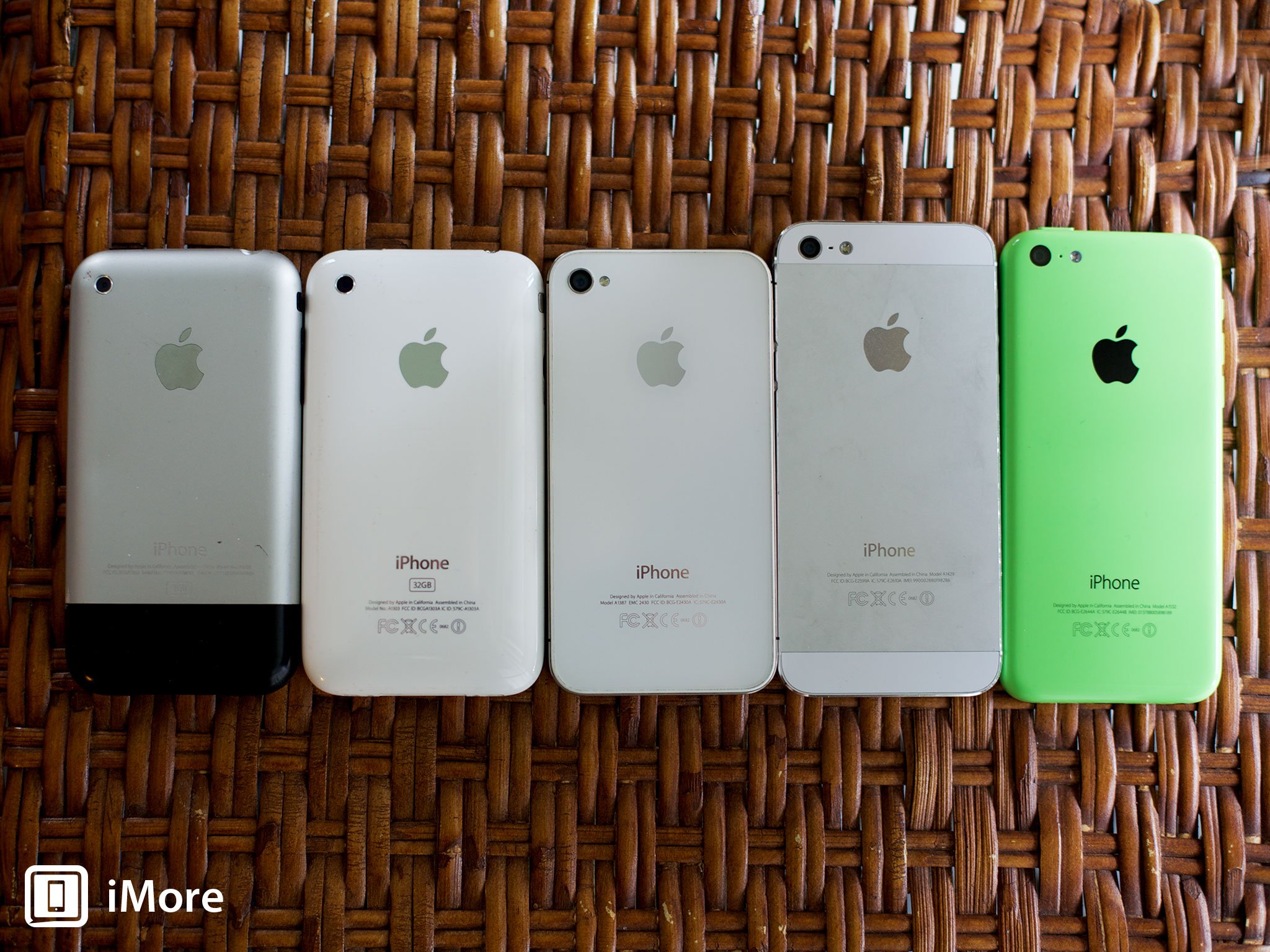 Iphone 5 2. Айфон 7. Айфон 4 цвета. Айфон 5 6 7. Iphone 1.