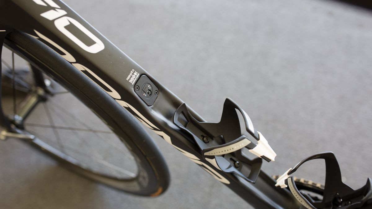 The concave downtube of the F10