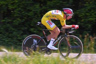Thomas De Gendt held onto yellow