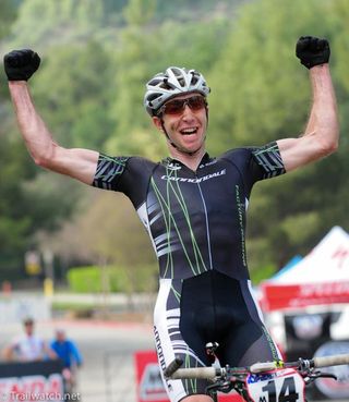 Jeremiah Bishop (Cannondale Factory Racing) wins the US Pro XCT opening round in Bonelli Park, California.