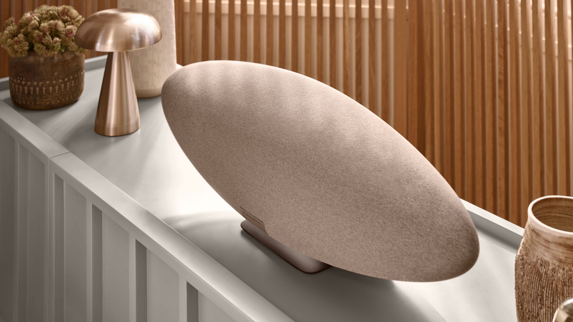 Bowers & Wilkins updates its iconic 2007 Zeppelin wireless speaker