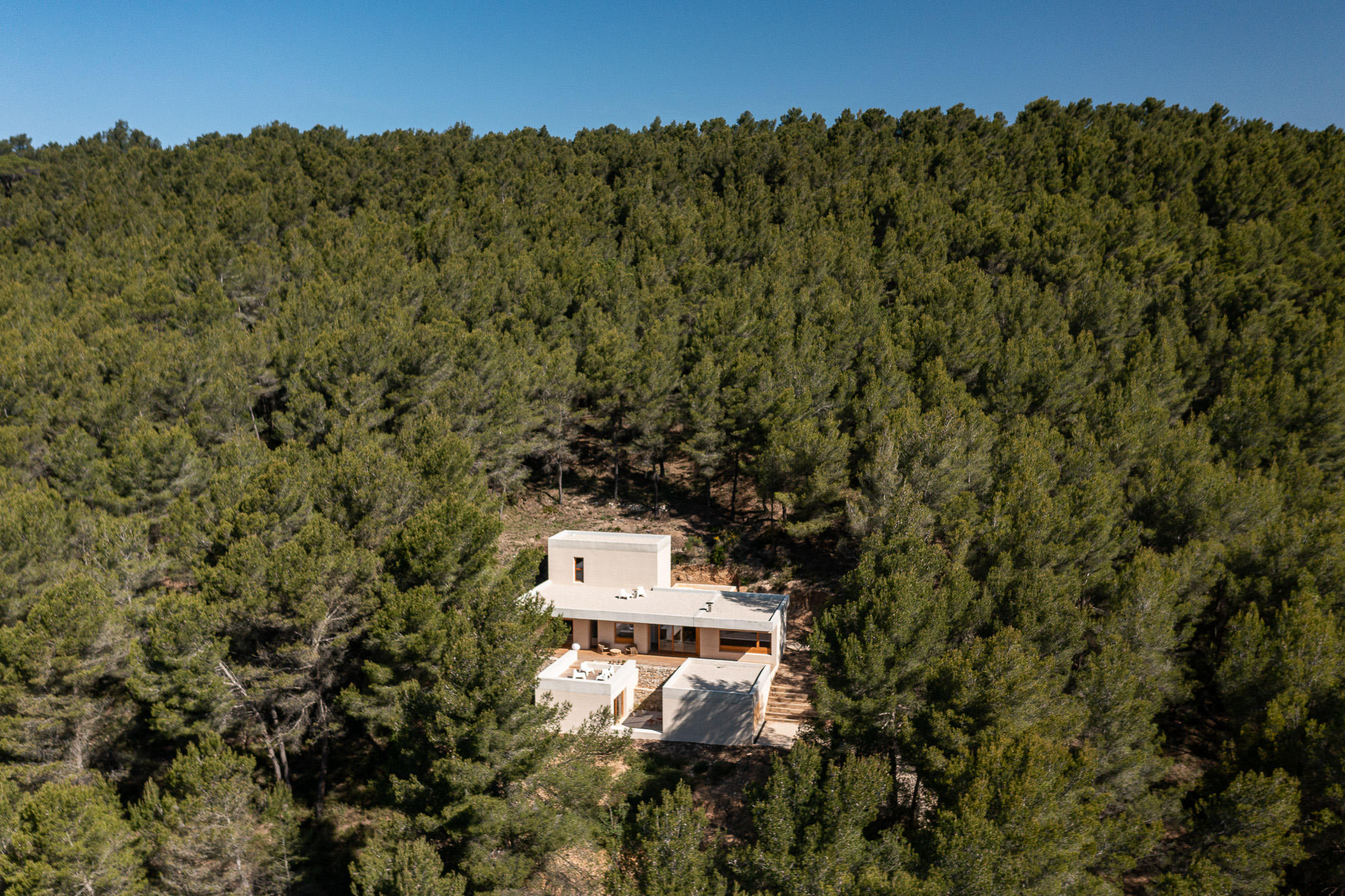 Maison Au Tholonet, France, AT Architectes