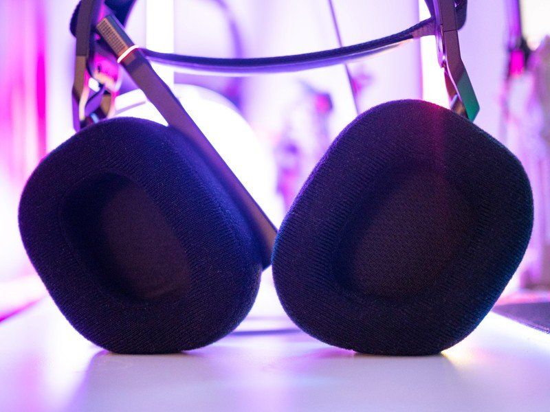 Corsair HS80 RGB Wireless review