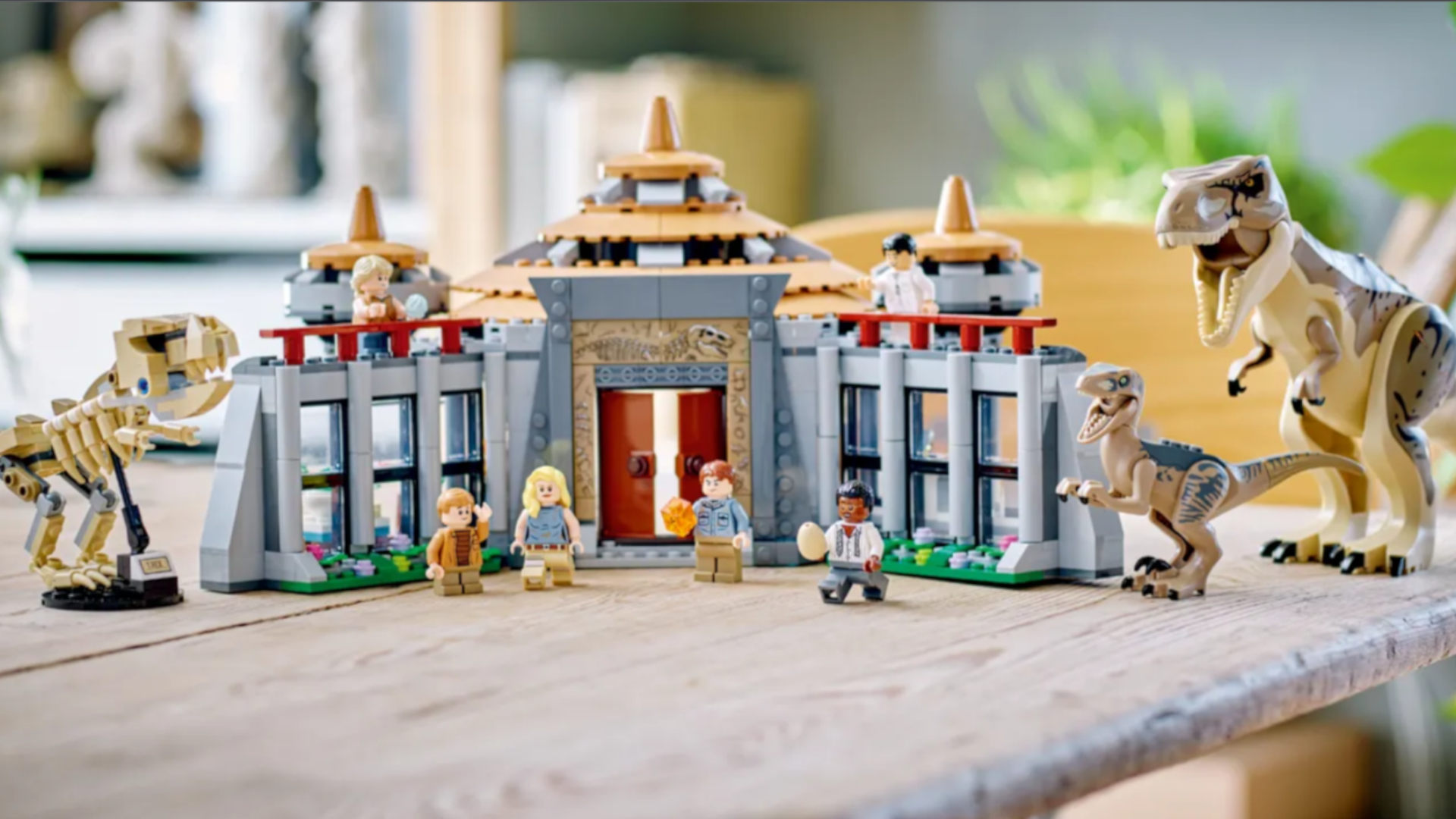 LEGO Jurassic World ganha novo trailer e data de lançamento