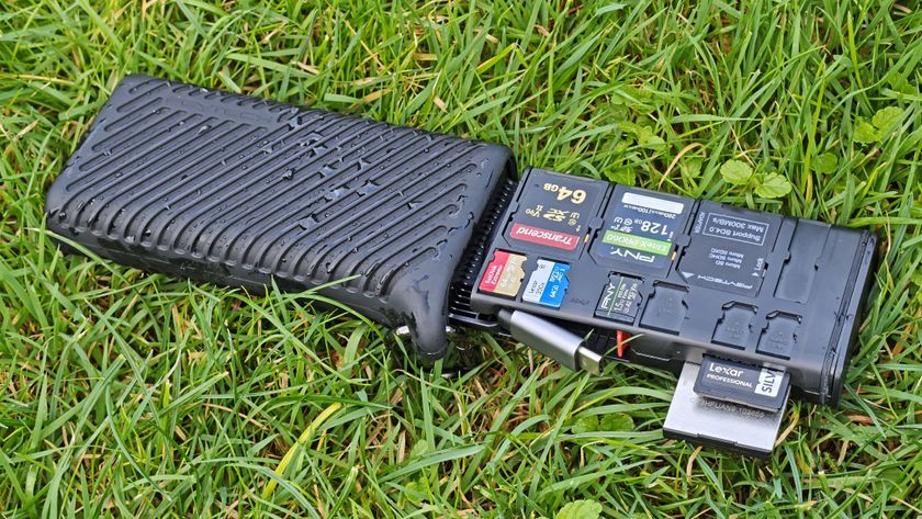 PGYTECH CreateMate CFexpress Type B/SD Card Reader Case