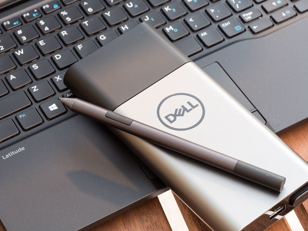 Dell Latitude 7389