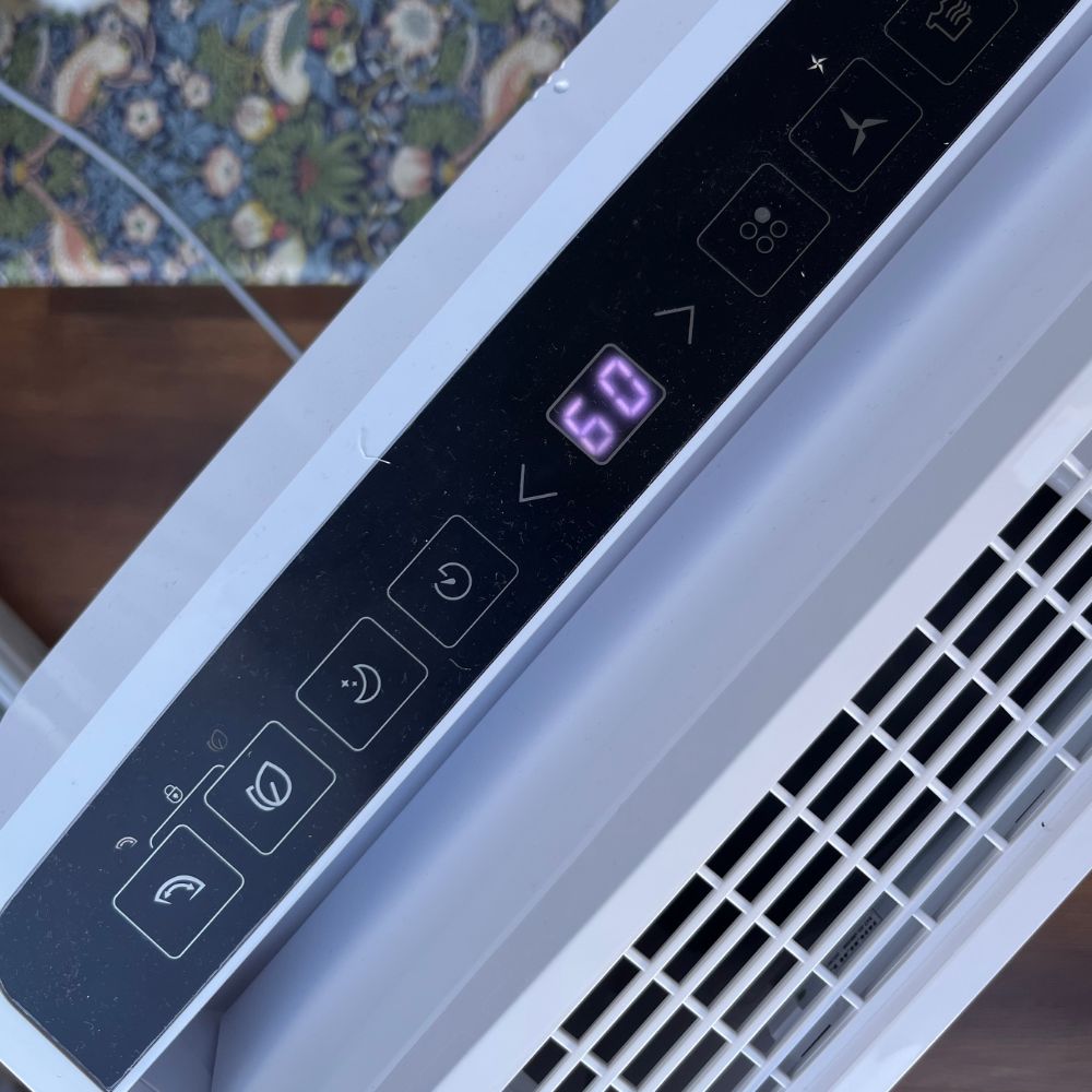 wessex dehumidifier with air clean setting activated
