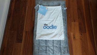 Oodie Weighted Blanket review cosy comfort that gives the perfect crushing feeling T3