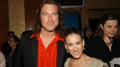 John Corbett and Sarah Jessica Parker attend The FRAGRANCE FOUNDATION Presents the 34th Annual FIFI Awards at Hammerstein Ballroom on April 3, 2006 in New York City.