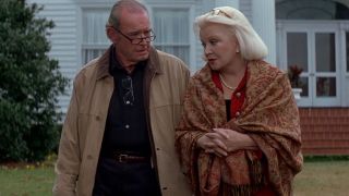 Noah and Allie walking around senior home in The Notebook (played by James Garner and Gena Rowlands) 